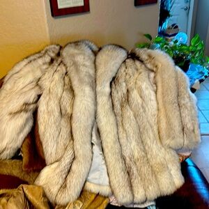 Maison Blanche fur coat